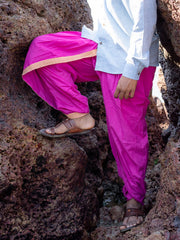 Dhoti Drapers for Men with Border - Pink