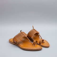 Karagiri Divya | Men | Leather Kolhapuri Chappal