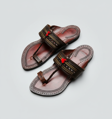Karagiri Yuga | Men | Leather Kolhapuri Chappal