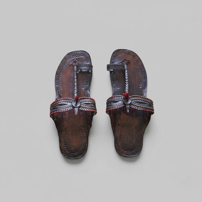 The Dark Gaze leather Kolhapuri chappal for women in bold dark handcrafted leather by NIIRA