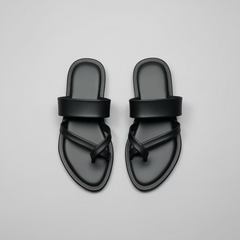 Kaal Angutha Kolhapuri chappal, handcrafted black leather sandal with signature toe-ring by NIIRA