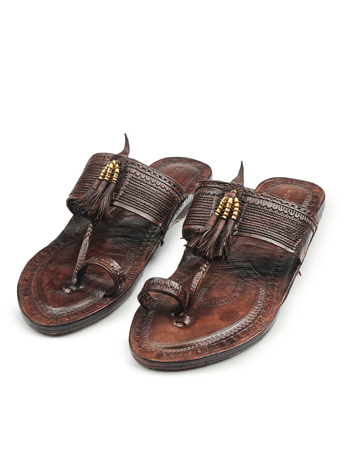 Korakari Coffee Brown Kolhapuri chappal for women, handcrafted leather artisan sandal by NIIRA