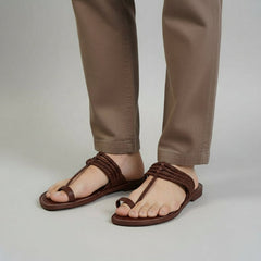 The Pointed Dark | Men | Leather Kolhapuri Chappal